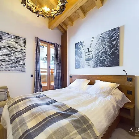 T4 Dernier Etage Avec Cheminee Et Parking Proche Pistes - Fr-1-398-678