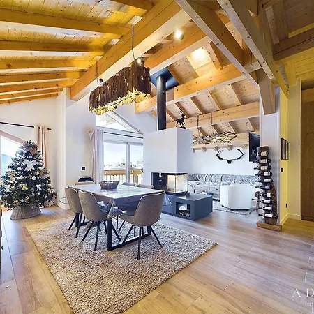 T4 Dernier Etage Avec Cheminee Et Parking Proche Pistes - Fr-1-398-678 Montvalezan